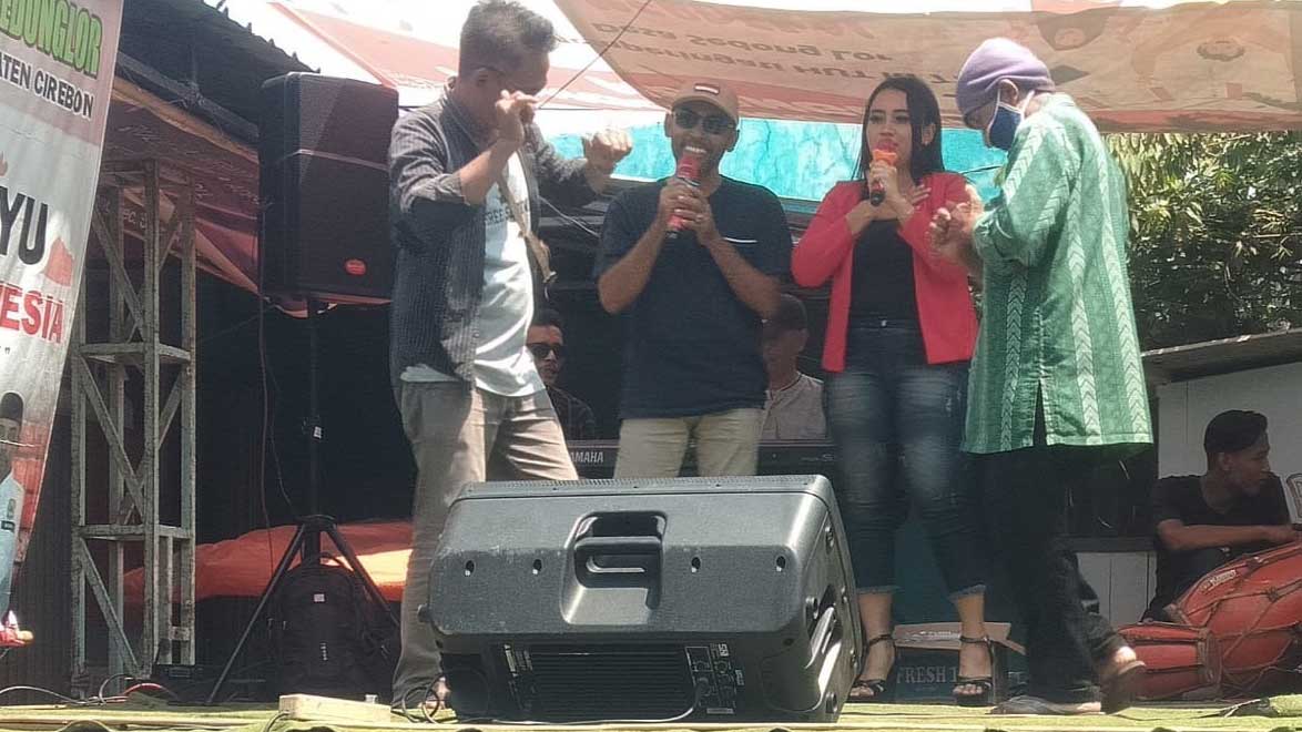 Pedagang Pasar Sedong Lor Peringati HUT ke